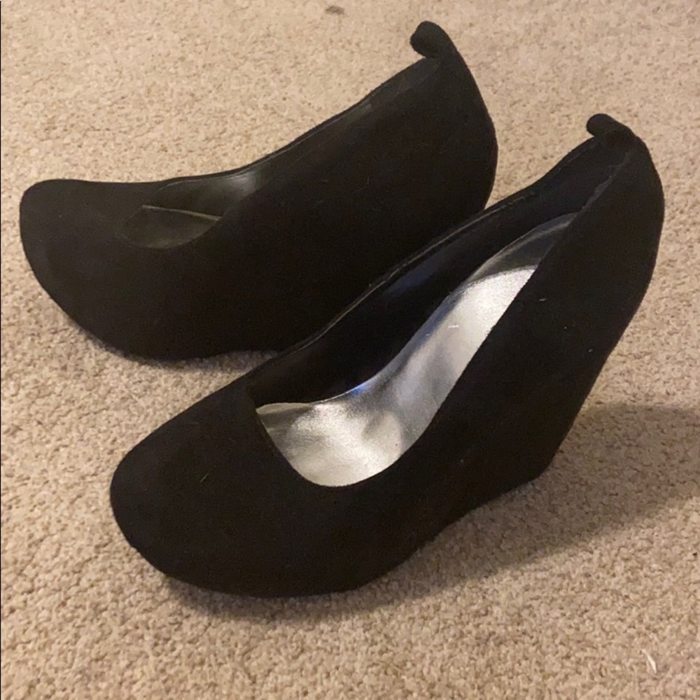 Black suede wedges 5inches